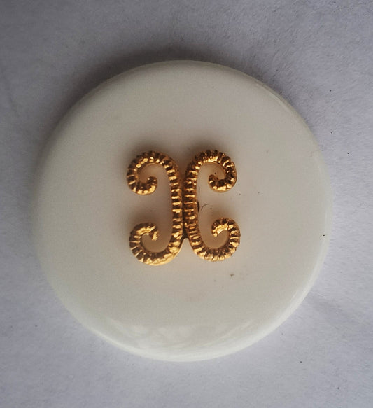  Plastic Button in White and Gold