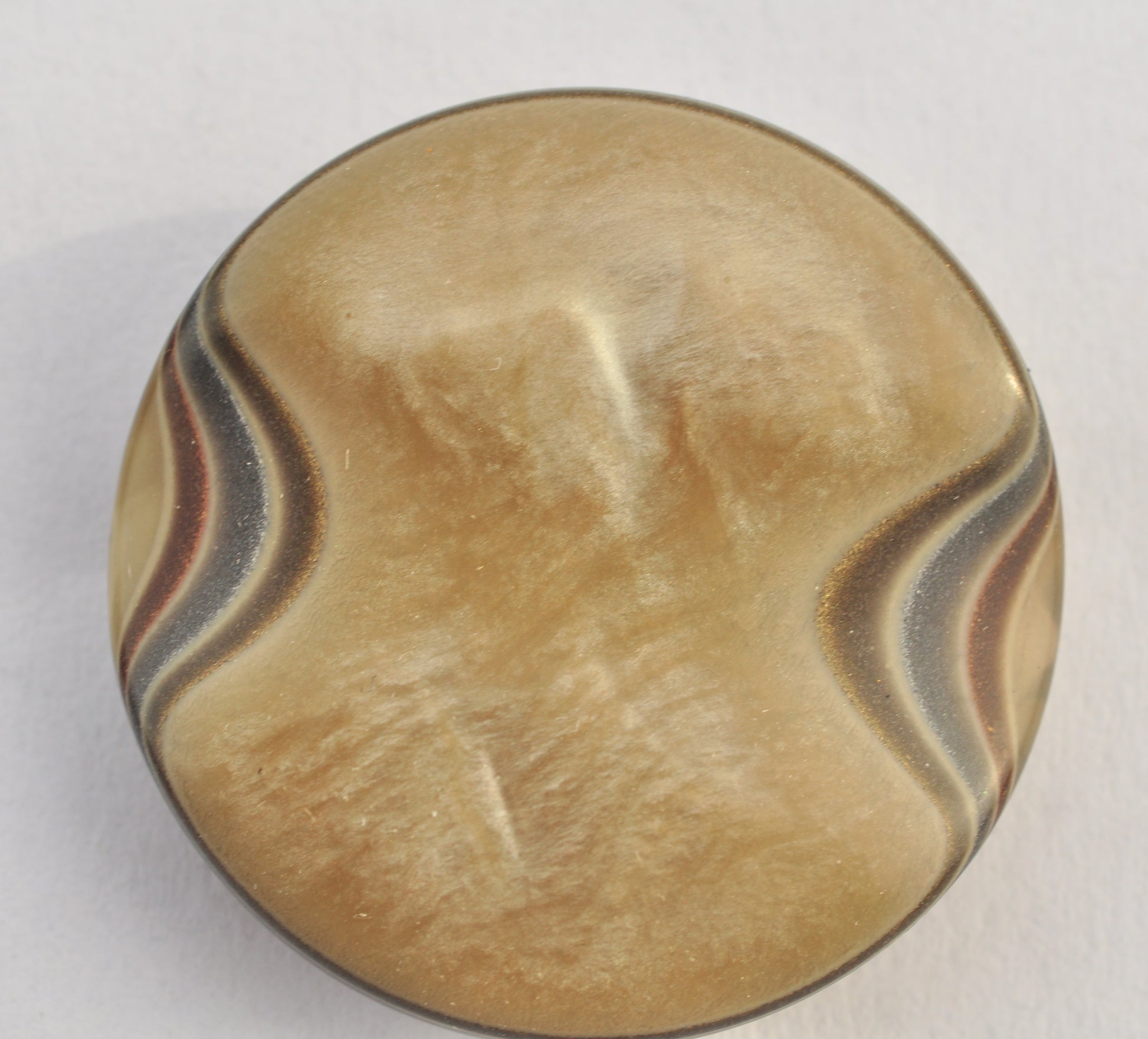 Exclusive Glossy Plastic Button in Beige and Gray