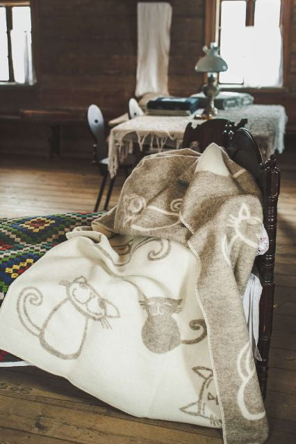 Wool blanket Cat